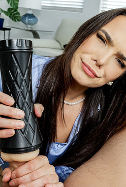 Ivy Ireland Feels Dick In Her Ass