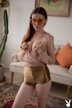 Glamour And Fashion Emily Bloom